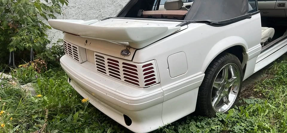 1990 Ford Mustang 3rd Gen - Image 9 of 14