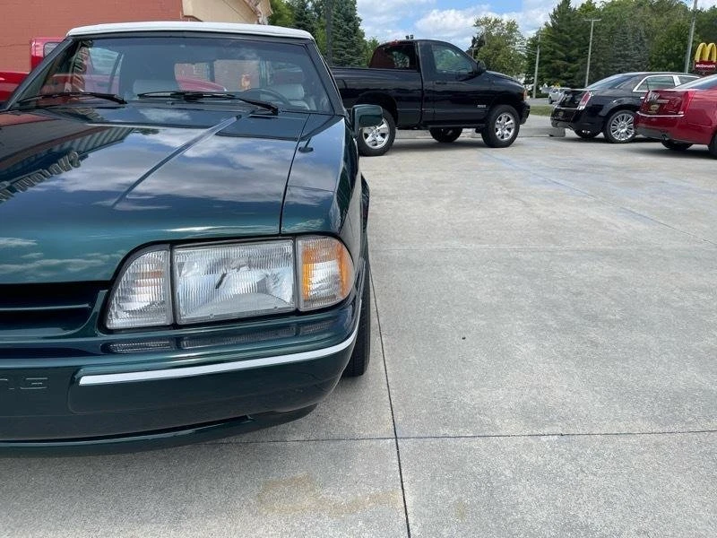 1990 Ford Mustang 3rd Gen - Image 4 of 20