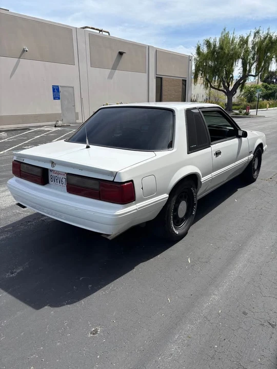 1990 Ford Mustang 3rd Gen - Image 5 of 10
