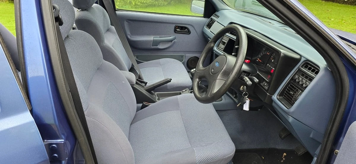 1990 Ford Sierra 2nd Gen - Image 17 of 30