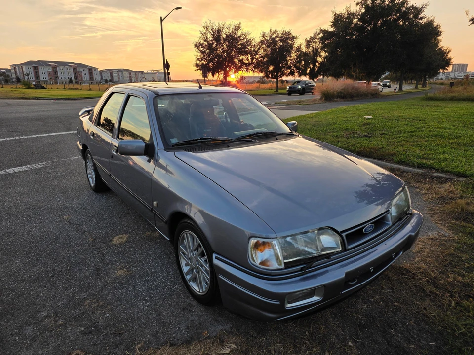 1990 Ford Sierra RS Cosworth - Image 21 of 31