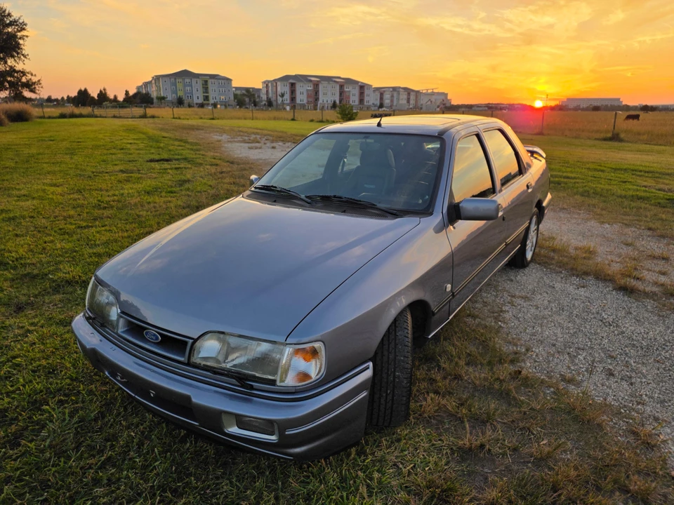 1990 Ford Sierra RS Cosworth - Image 13 of 31