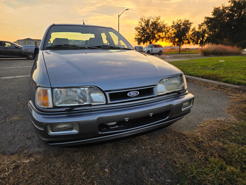 1990 Ford Sierra RS Cosworth - Image 22 of 31