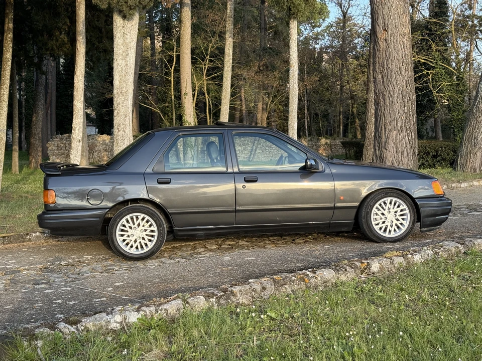 1990 Ford Sierra RS Cosworth - Image 8 of 31