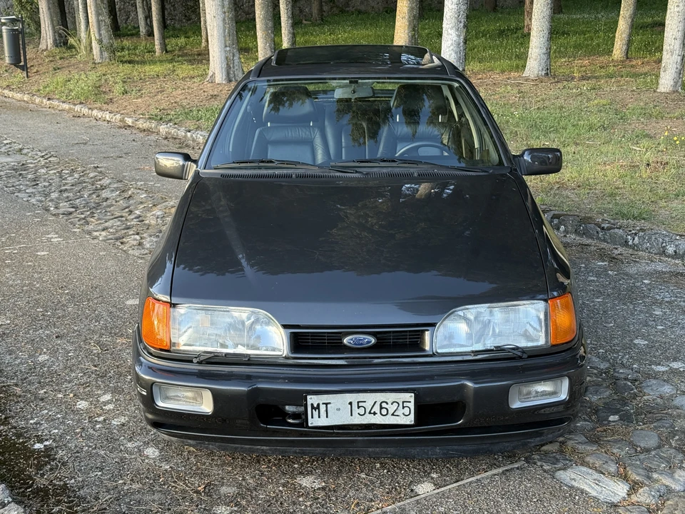 1990 Ford Sierra RS Cosworth - Image 10 of 31