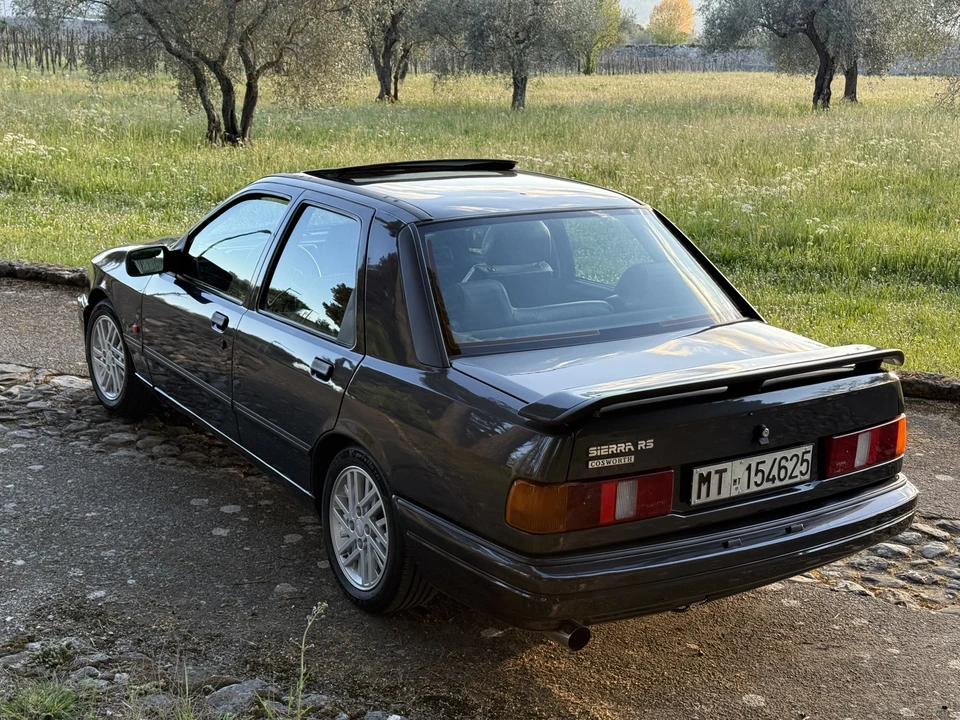 1990 Ford Sierra RS Cosworth - Image 13 of 31