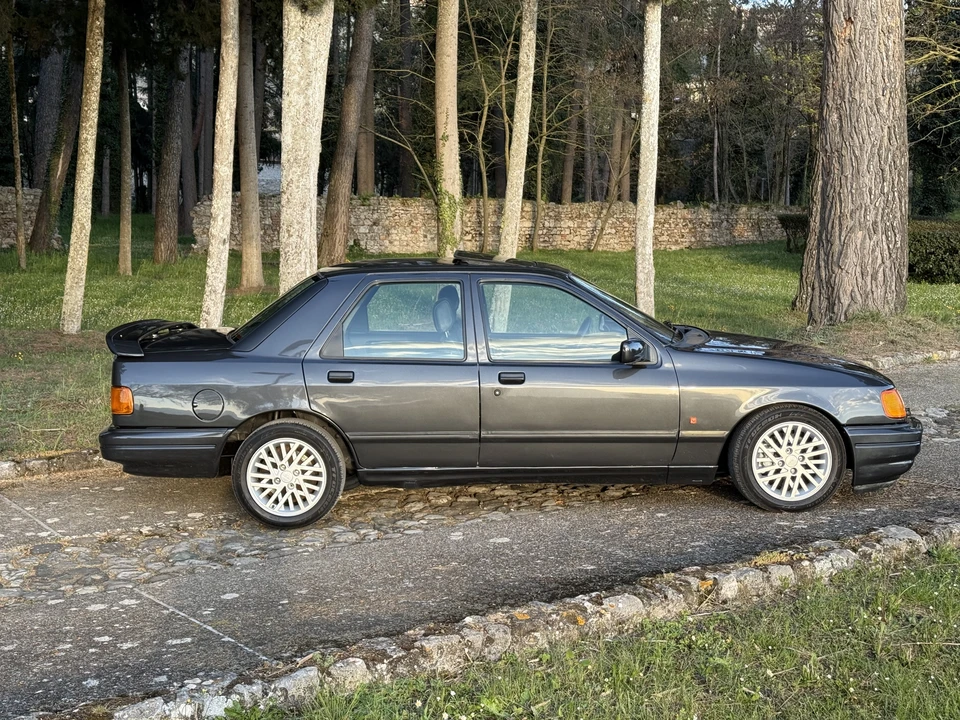 1990 Ford Sierra RS Cosworth - Image 16 of 31