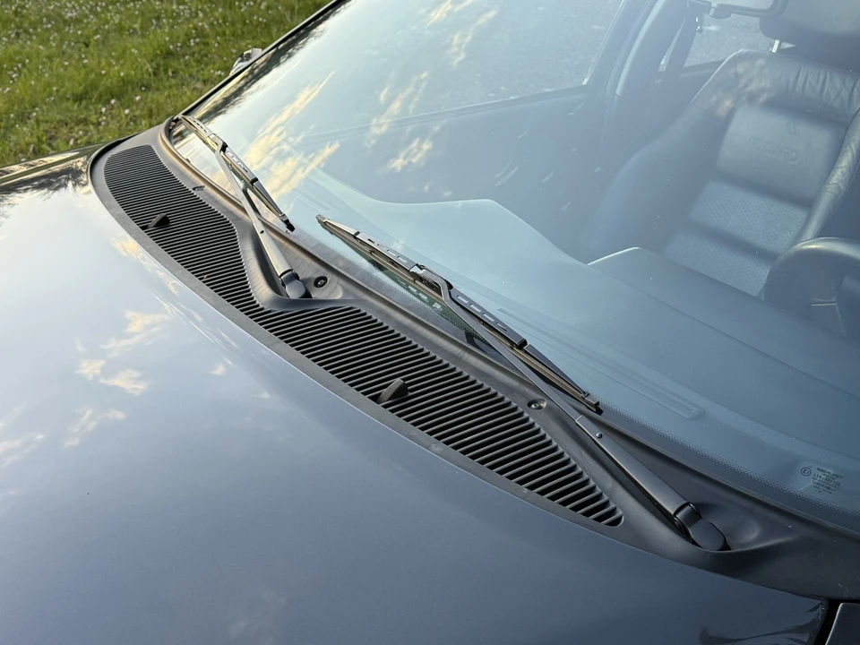 1990 Ford Sierra RS Cosworth - Image 27 of 31