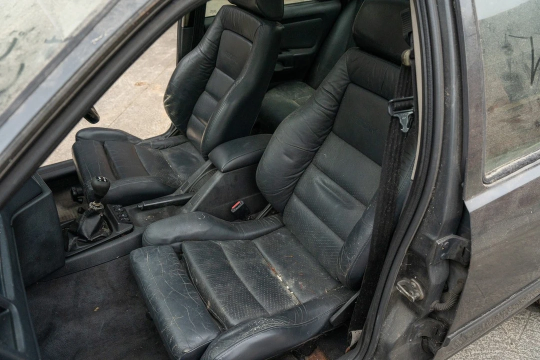 1990 Ford Sierra RS Cosworth - Image 24 of 30
