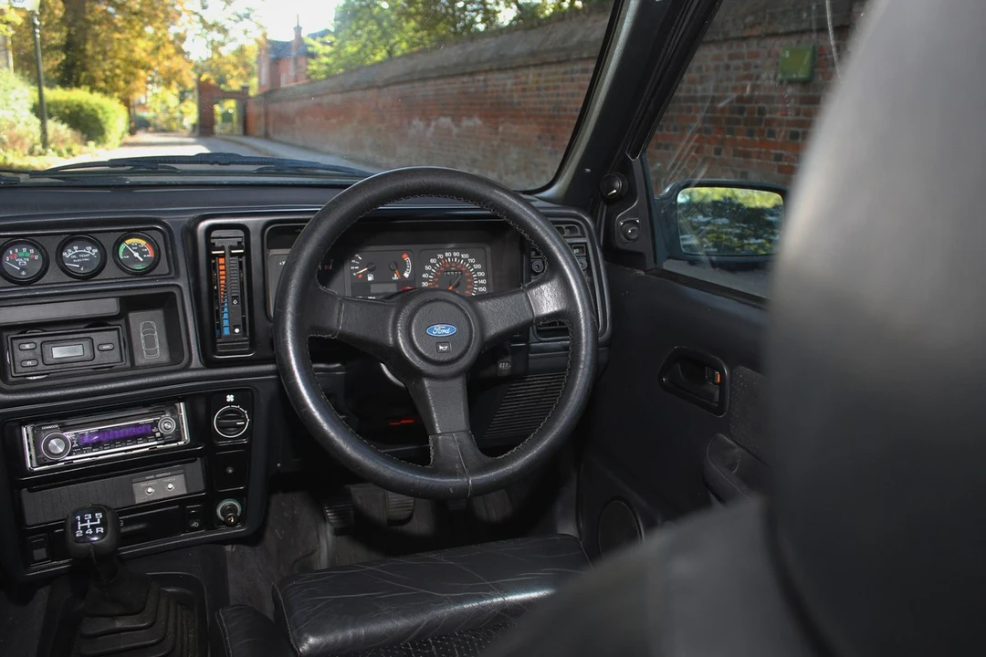 1990 Ford Sierra RS Cosworth - Image 29 of 30