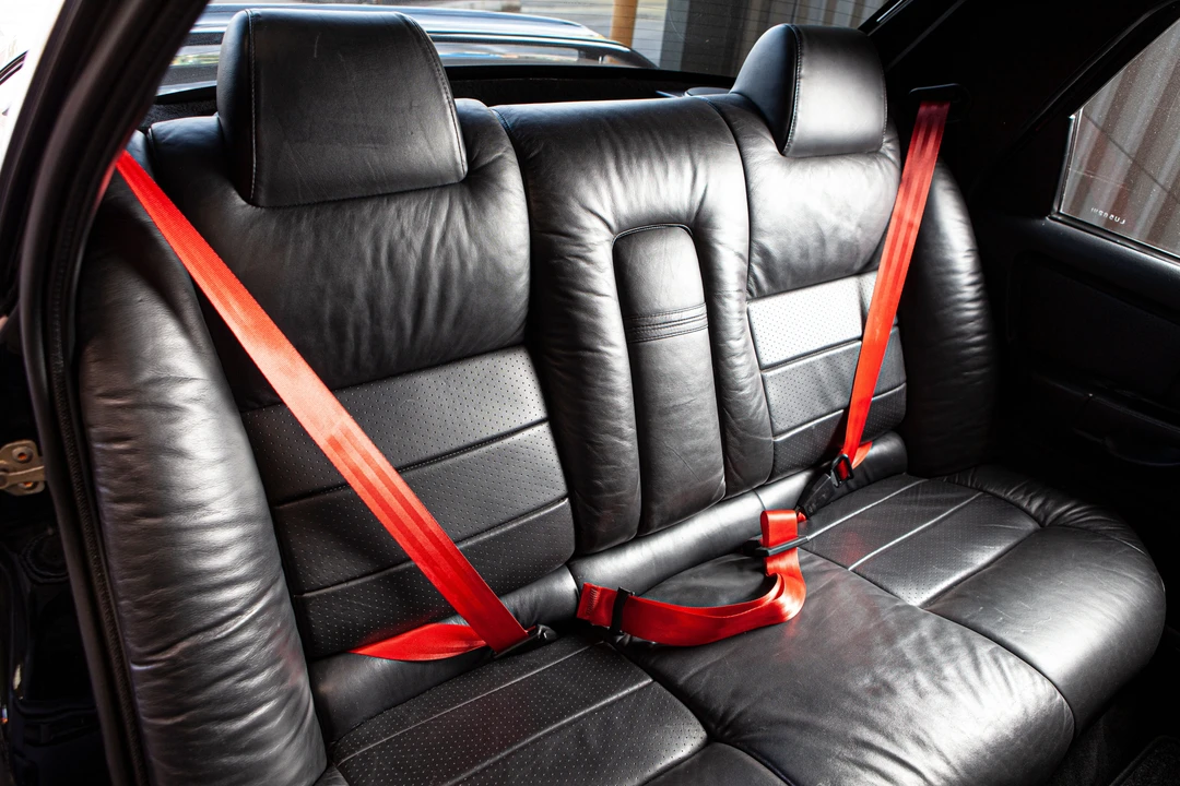 1990 Ford Sierra RS Cosworth - Image 13 of 19