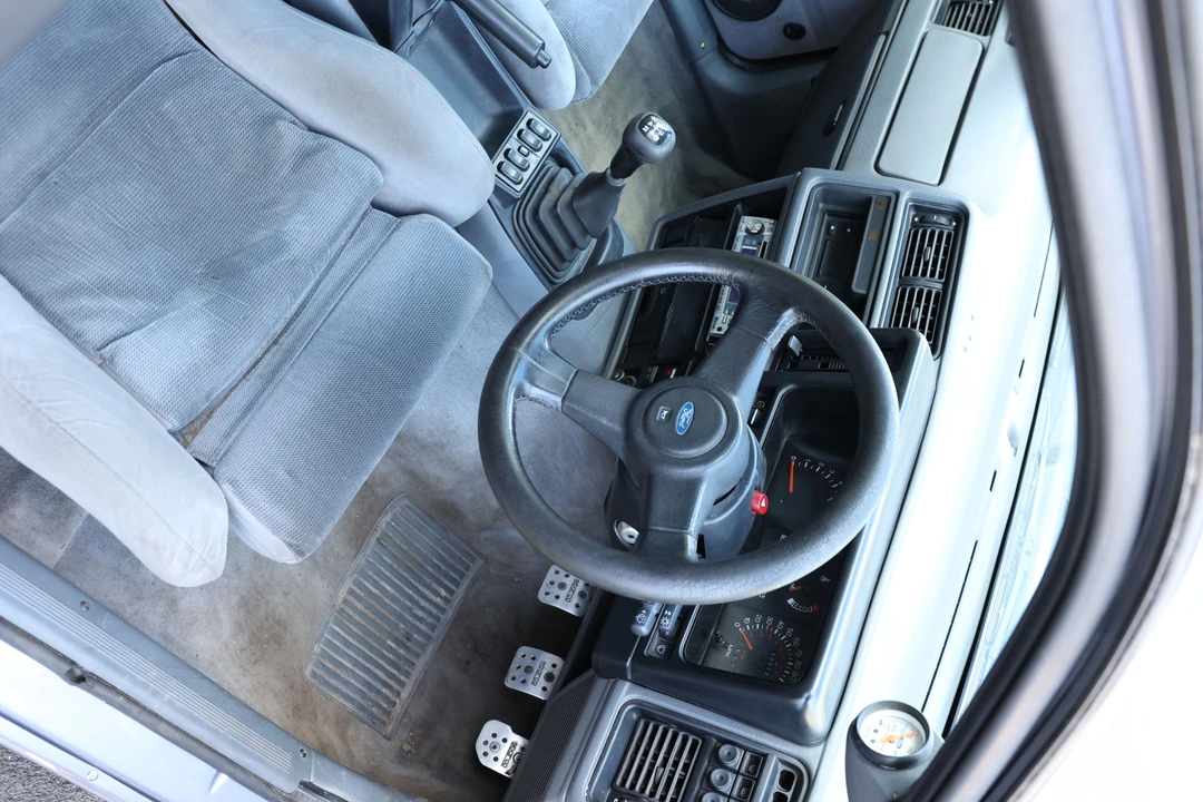 1990 Ford Sierra RS Cosworth - Image 2 of 31