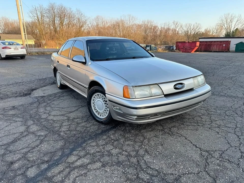 1990 Ford Taurus SHO 1st Gen - Image 13 of 13