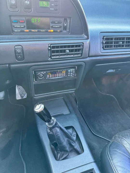 1990 Ford Taurus SHO 1st Gen - Image 7 of 13