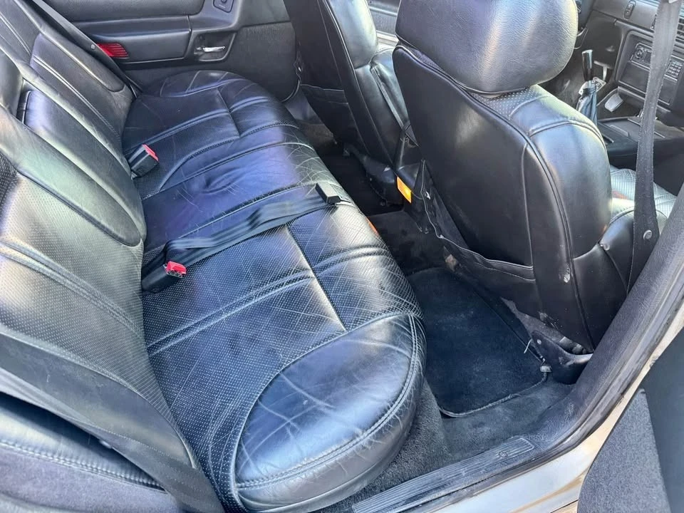 1990 Ford Taurus SHO 1st Gen - Image 8 of 13