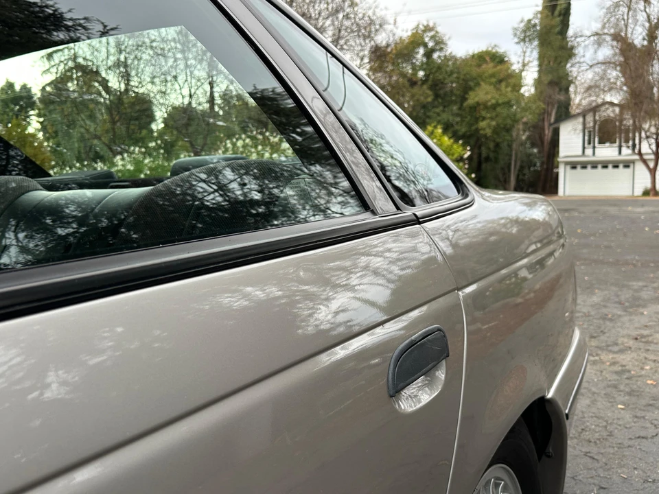 1990 Ford Taurus SHO 1st Gen - Image 25 of 31