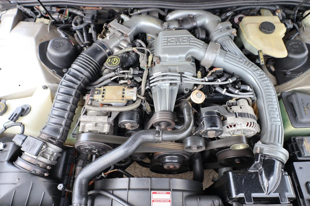 1990 Ford Thunderbird - Image 22 of 31