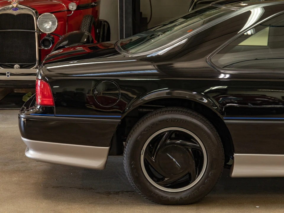 1990 Ford Thunderbird 10th Gen - Image 2 of 21