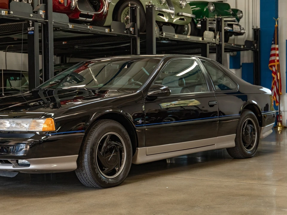 1990 Ford Thunderbird 10th Gen - Image 11 of 21
