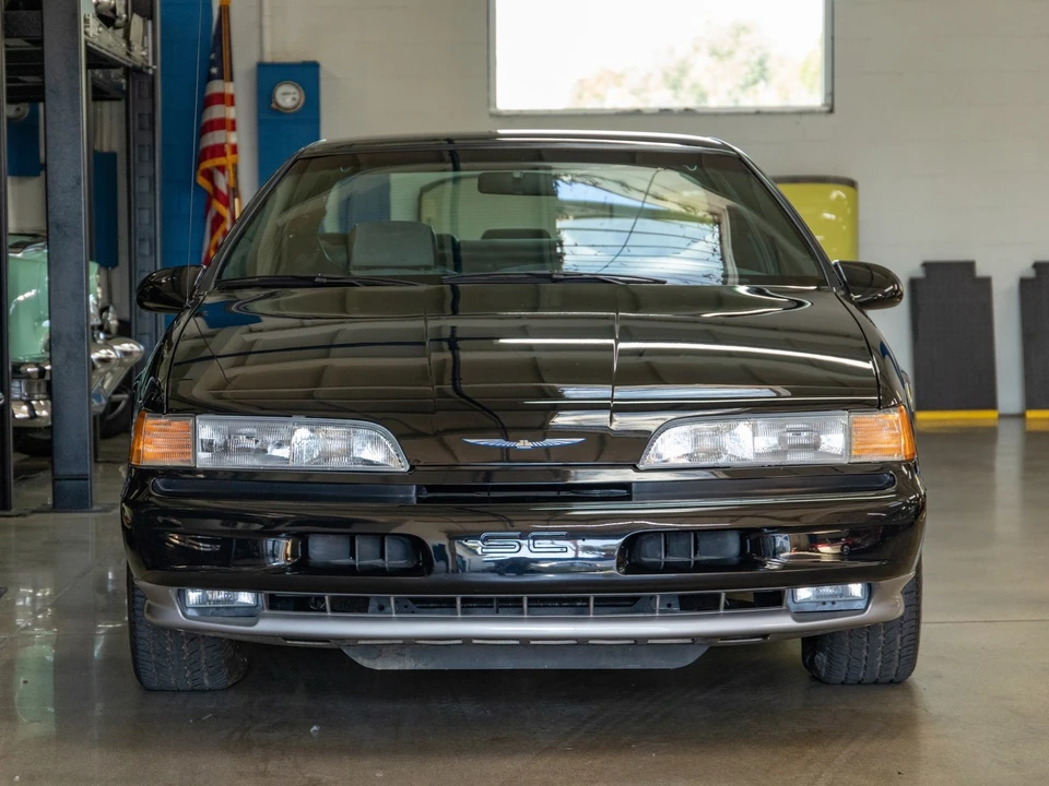 1990 Ford Thunderbird 10th Gen - Image 17 of 21