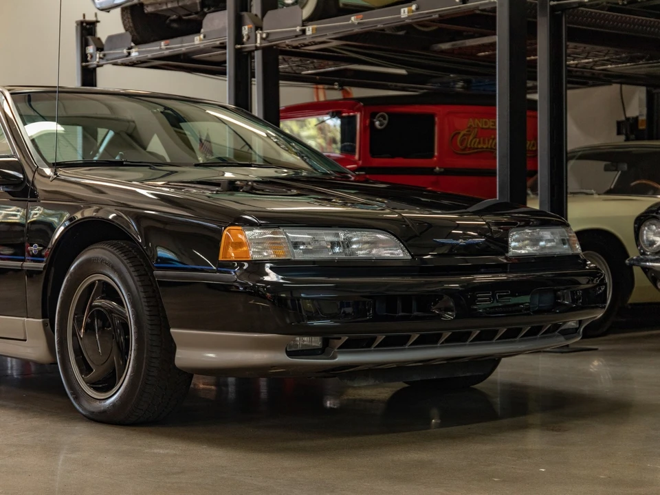 1990 Ford Thunderbird 10th Gen - Image 15 of 21
