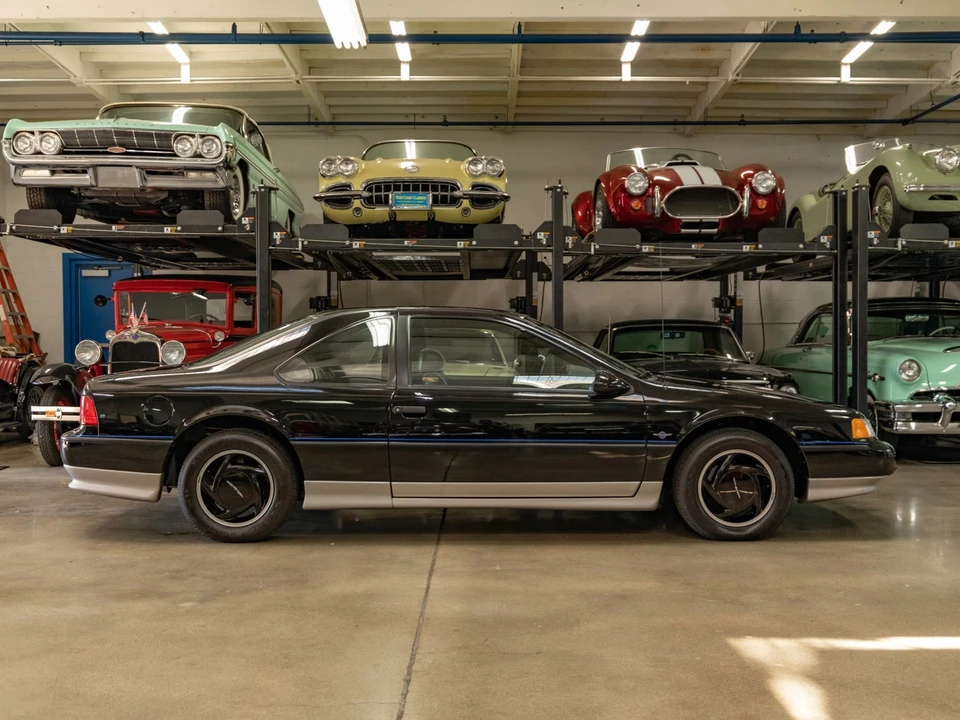 1990 Ford Thunderbird 10th Gen - Image 3 of 21