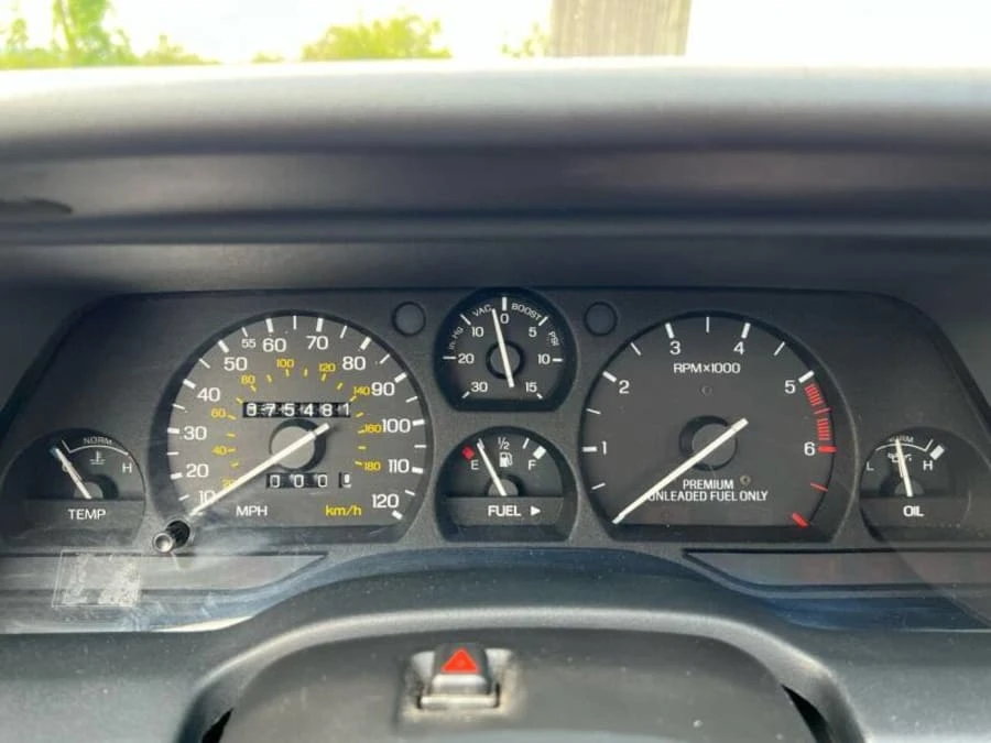 1990 Ford Thunderbird 10th Gen - Image 11 of 12
