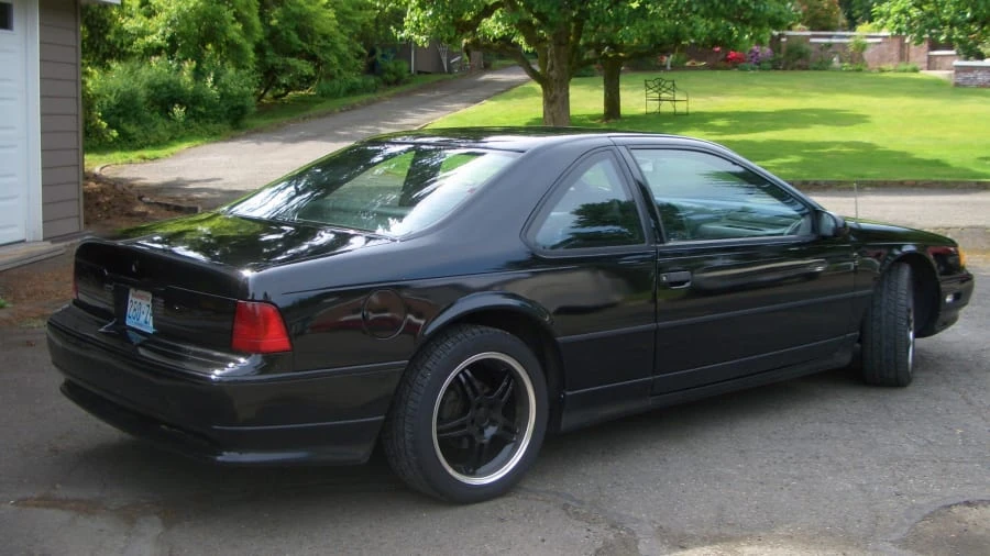 1990 Ford Thunderbird 10th Gen - Image 2 of 8