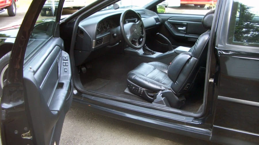 1990 Ford Thunderbird 10th Gen - Image 4 of 8