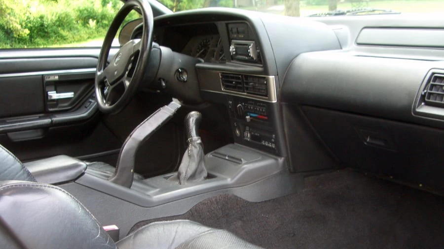 1990 Ford Thunderbird 10th Gen - Image 6 of 8