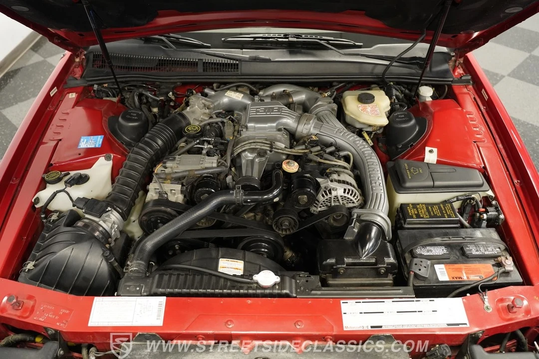 1990 Ford Thunderbird 10th Gen - Image 4 of 12