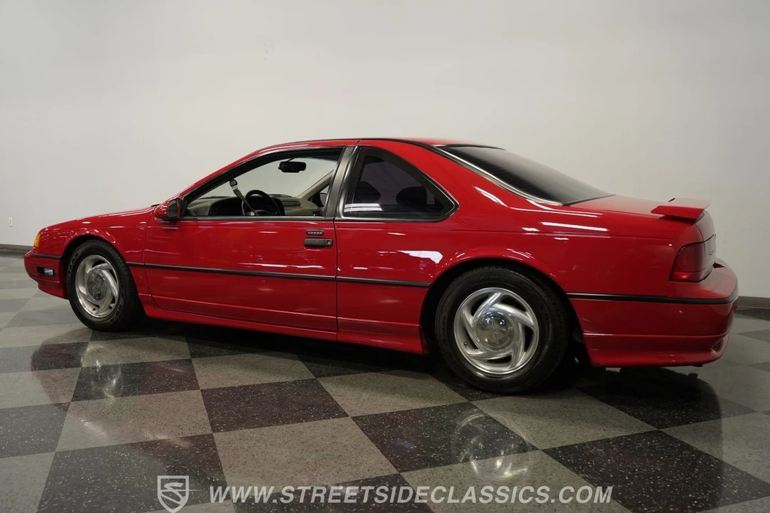 1990 Ford Thunderbird 10th Gen - Image 9 of 12