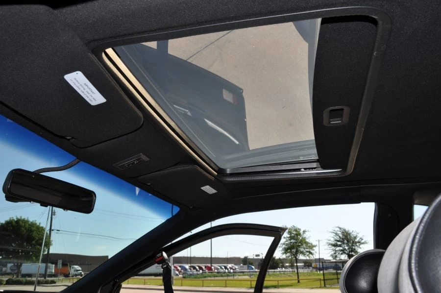 1990 Ford Thunderbird 10th Gen - Image 8 of 12
