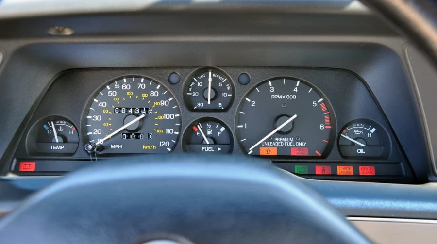 1990 Ford Thunderbird 10th Gen - Image 9 of 12
