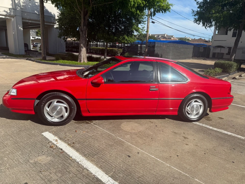 1990 Ford Thunderbird 10th Gen - Image 7 of 22
