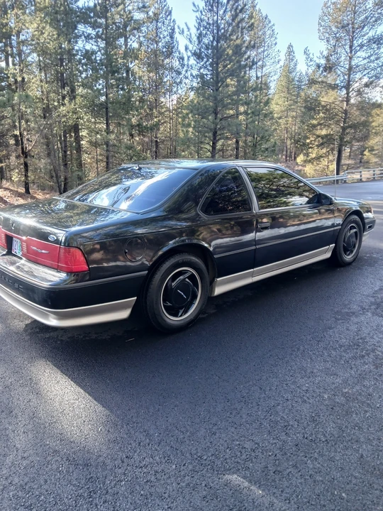 1990 Ford Thunderbird 9th Gen - Image 8 of 21