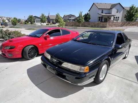1990 Ford Thunderbird Super Coupe 35th Anniversary Edition