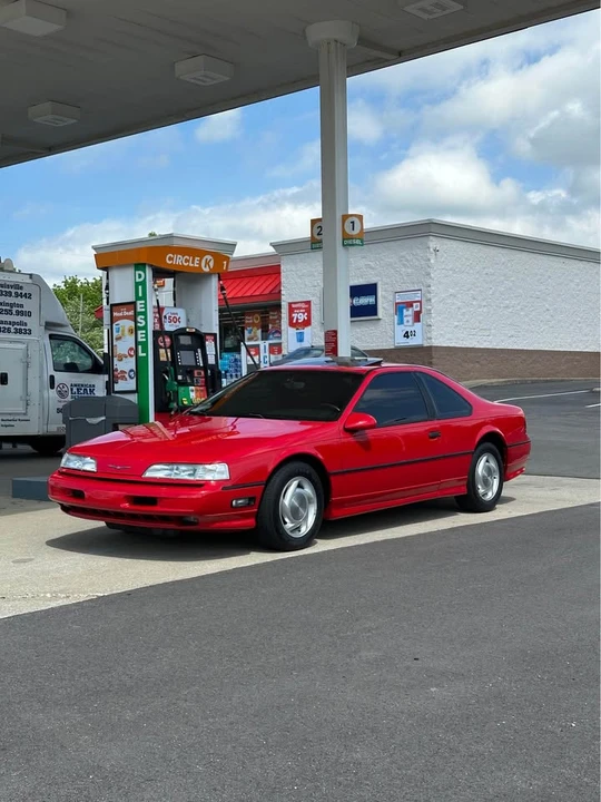 1990 Ford Thunderbird 10th Gen - Image 4 of 4