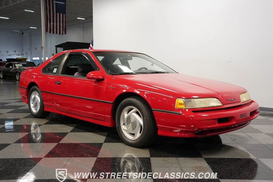 1990 Ford Thunderbird 9th Gen - Image 17 of 21