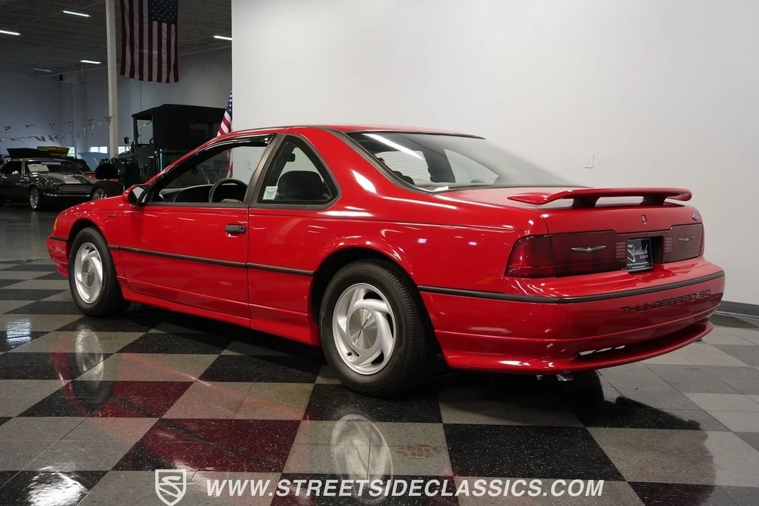 1990 Ford Thunderbird 10th Gen - Image 10 of 12