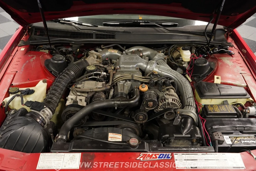 1990 Ford Thunderbird 10th Gen - Image 3 of 12