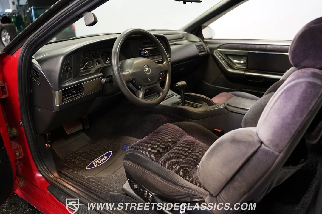 1990 Ford Thunderbird 10th Gen - Image 5 of 12