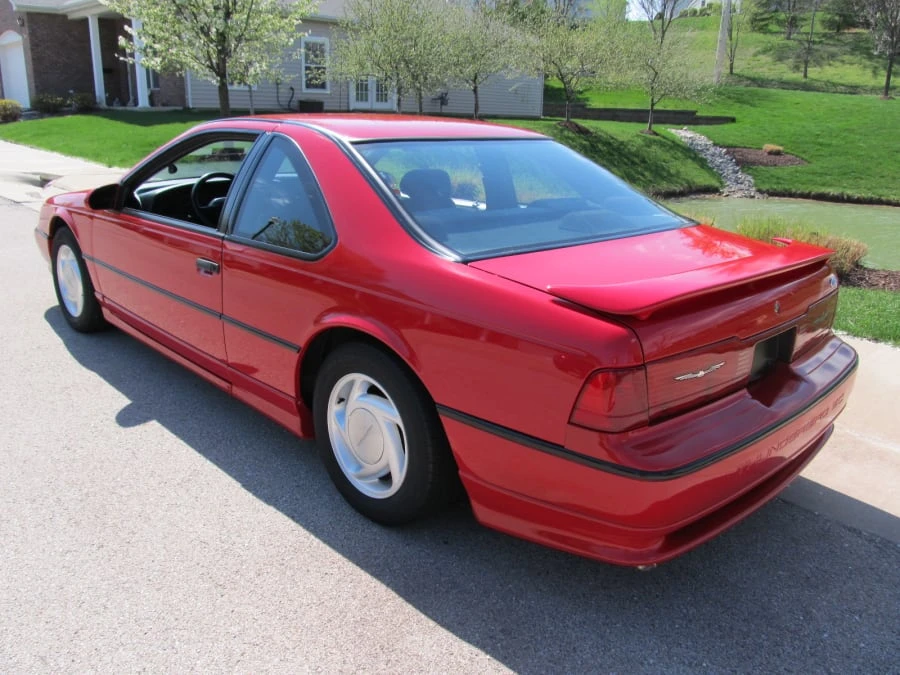 1990 Ford Thunderbird 10th Gen - Image 3 of 7
