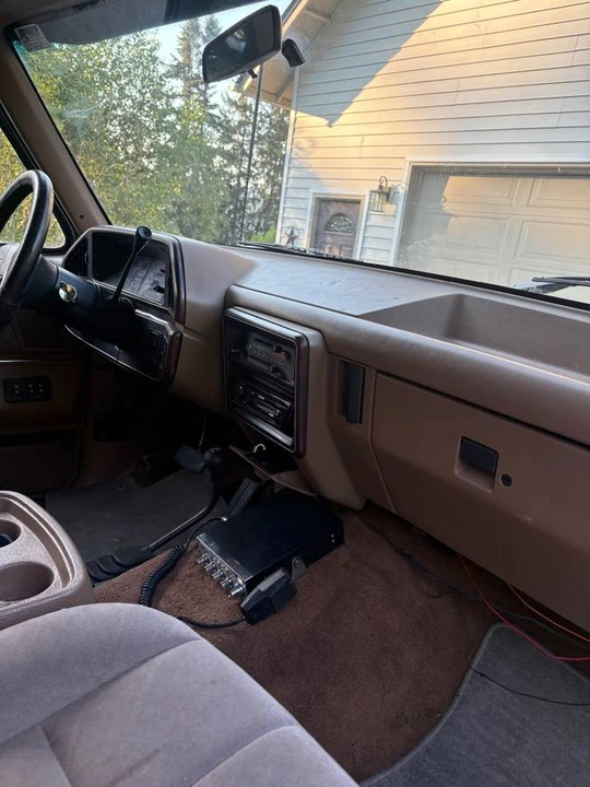 1990 Ford Bronco 4th Gen - Image 5 of 10