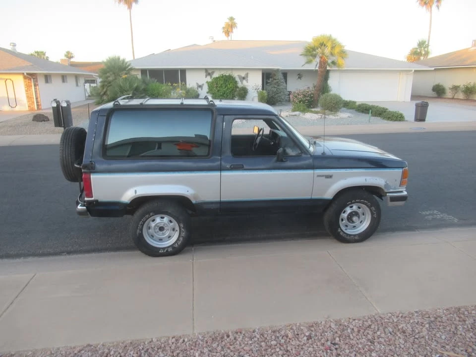 1990 Ford Bronco II - Image 5 of 16