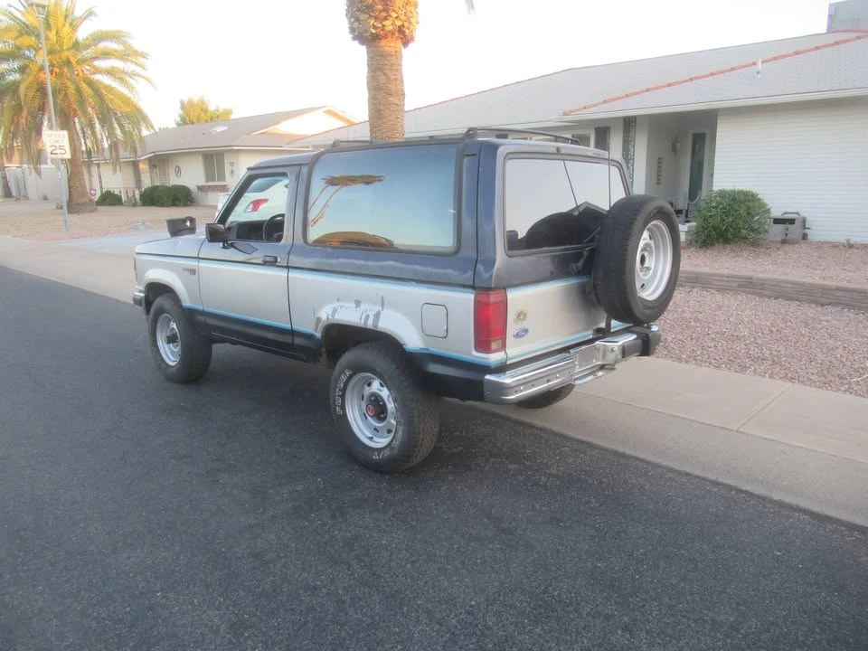 1990 Ford Bronco II - Image 2 of 16