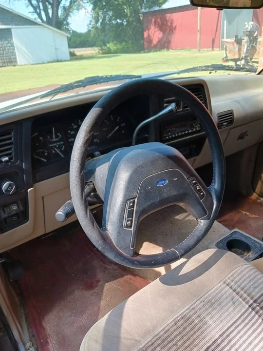 1990 Ford Bronco II - Image 3 of 11
