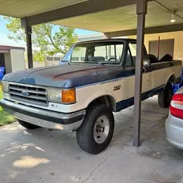 1990 Ford F-250 XLT Lariat