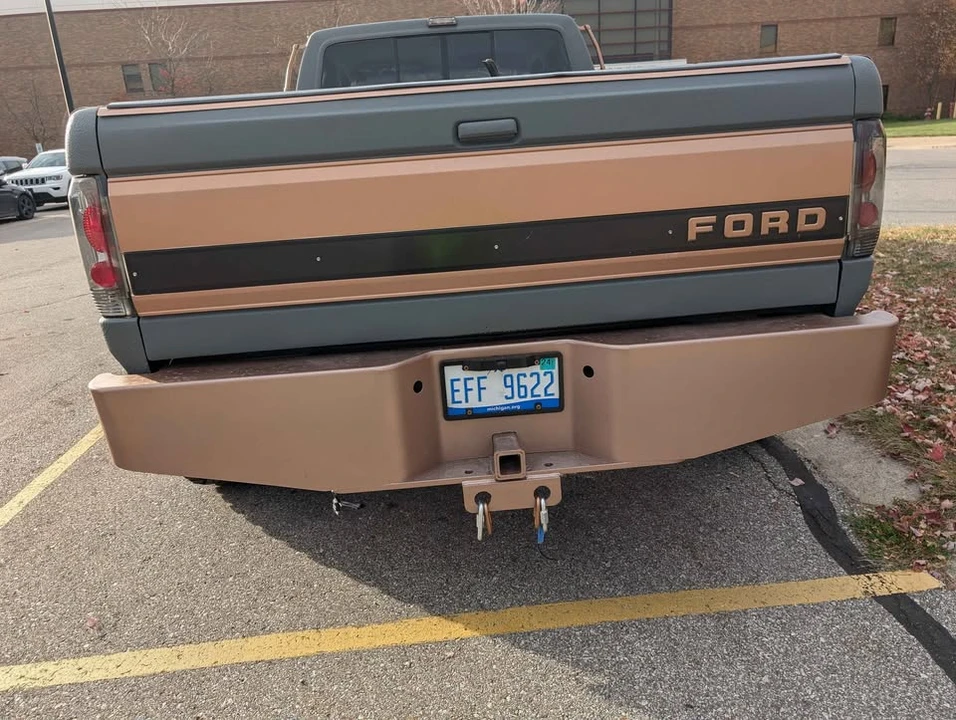1990 Ford F-Series 7th Gen - Image 10 of 13
