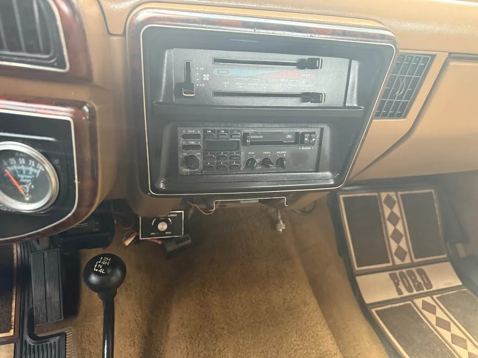 1990 Ford F-Series 8th Gen - Image 13 of 14